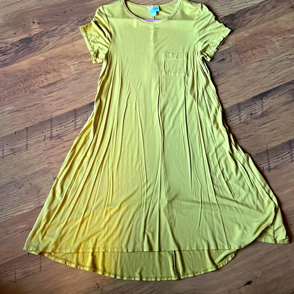 New Lularoe Carly dress size XXS mustard color flowing
